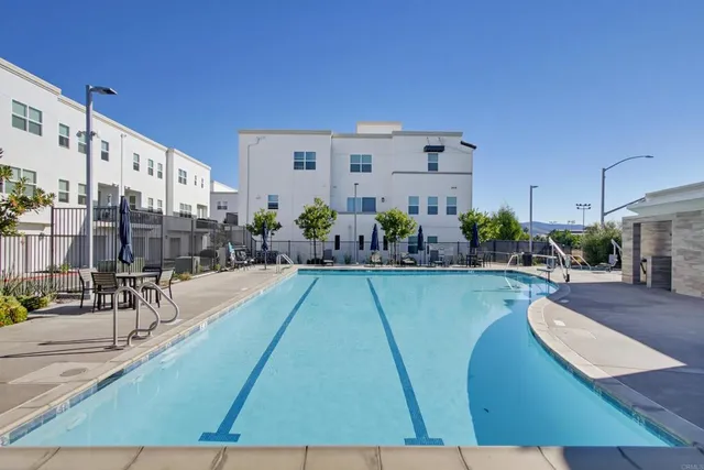 $700,000 | 1455 Banahaw Way, Unit 6, Chula Vista, CA 91915