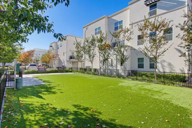 $700,000 | 1455 Banahaw Way, Unit 6, Chula Vista, CA 91915