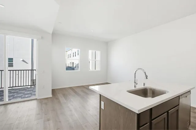 $700,000 | 1455 Banahaw Way, Unit 6, Chula Vista, CA 91915