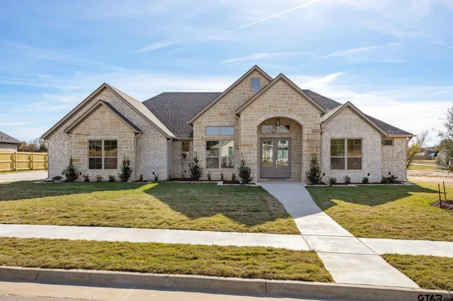 $599,900 | 11445 Zoe Circle, Flint, TX 75762