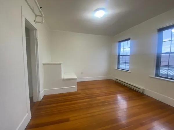 $1,800 | 21 Commonwealth Avenue, Unit 21, Concord, MA 01742