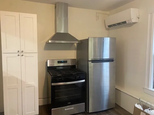$1,800 | 21 Commonwealth Avenue, Unit 21, Concord, MA 01742