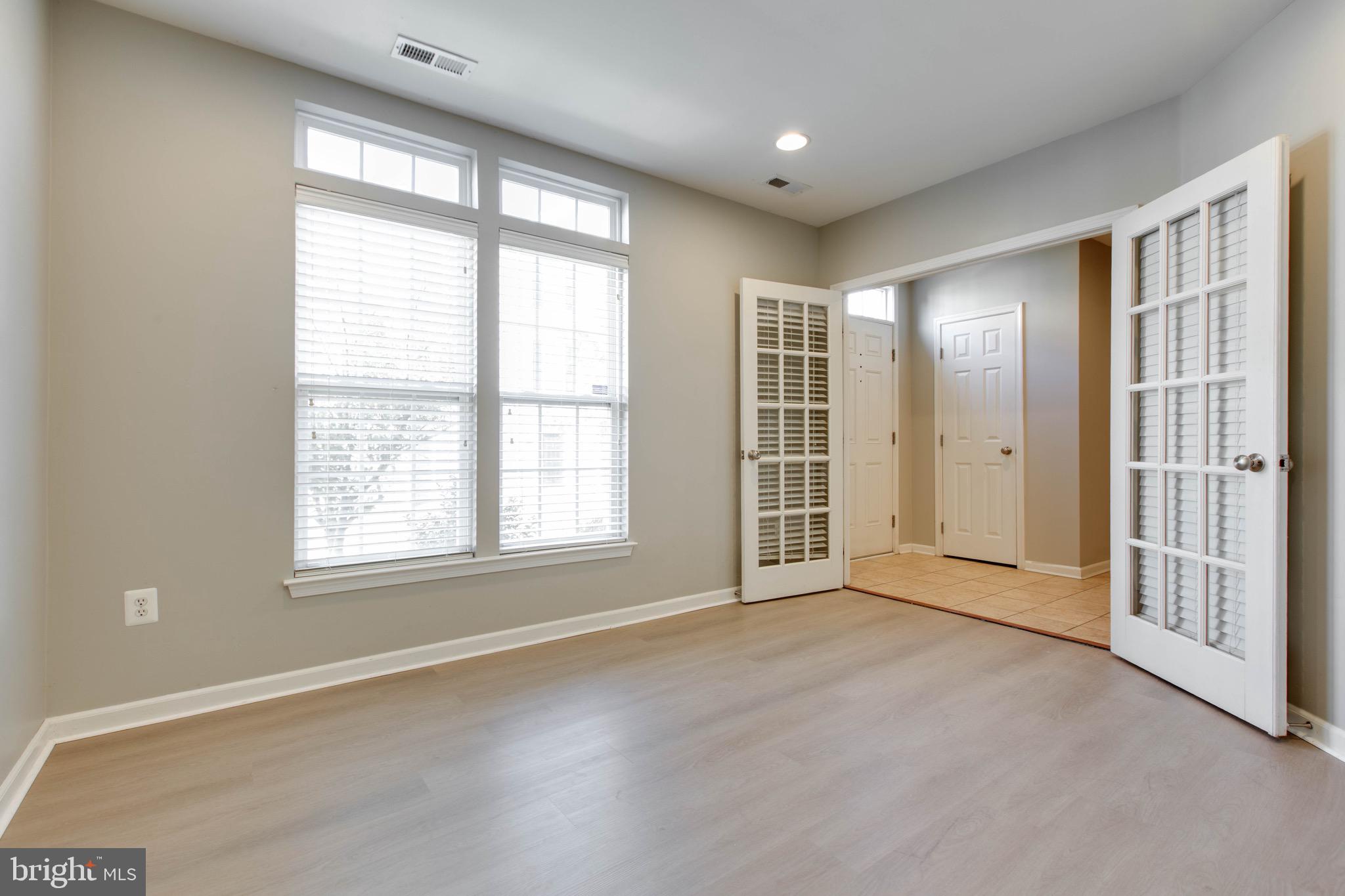 1739 Theale Way Hanover, MD 21076 - Photo 9 of 60