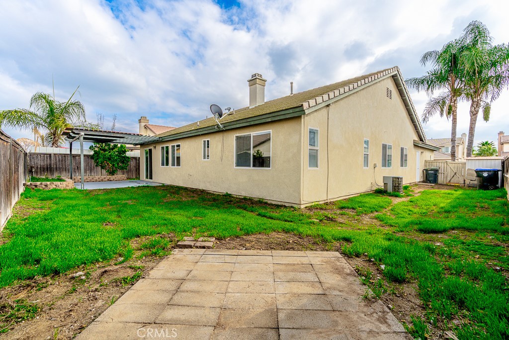 4680 Birchleaf Lane Hemet, CA 92545 - Photo 23 of 34 a front view of house with yard and green space