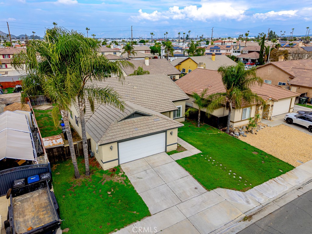4680 Birchleaf Lane Hemet, CA 92545 - Photo 27 of 34 an aerial view of a house with garden space and street view