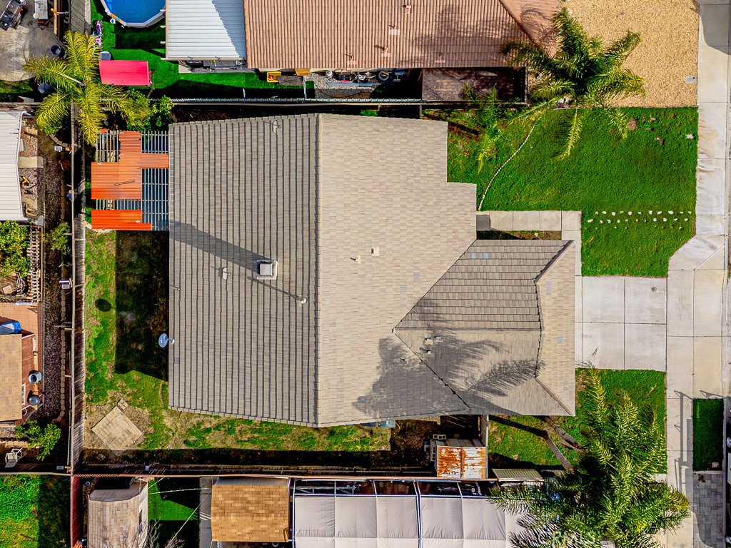 4680 Birchleaf Lane Hemet, CA 92545 - Photo 28 of 34 an aerial view of balcony and garden