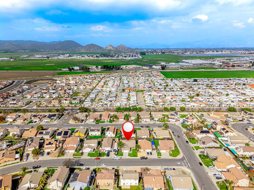 4680 Birchleaf Lane Hemet, CA 92545 - Photo 29 of 34 an aerial view of residential building and lake