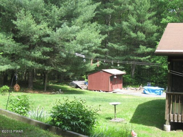 142 Pine Road Hawley, PA 18428 - Photo 4 of 22
