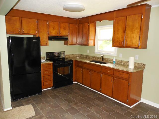 714 Mauney Road Stanley, NC 28164 - Photo 3 of 9 Gallery Image 3