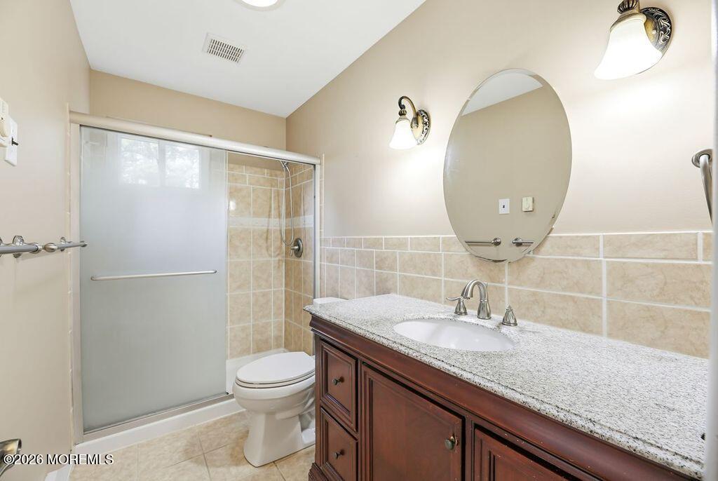 5 Revere Court Whiting, NJ 08759 - Photo 8 of 19 Revere 19