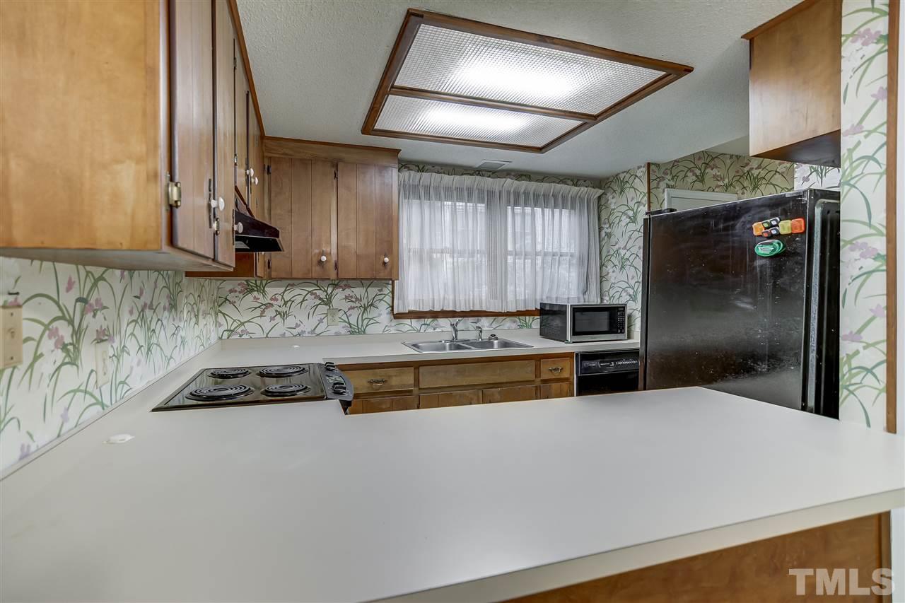 1010 Boathouse Court Raleigh, NC 27615 - Photo 4 of 15 Gallery Image 4