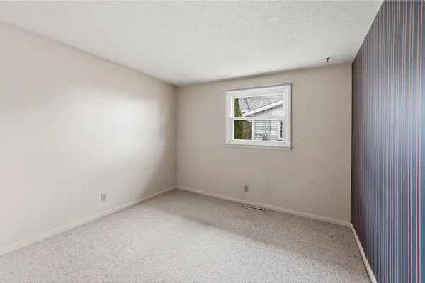 $600,000 | 911 West Water Street, New Buffalo, MI 49117