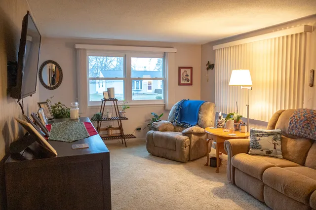 $615,000 | 911 West Water Street, New Buffalo, MI 49117