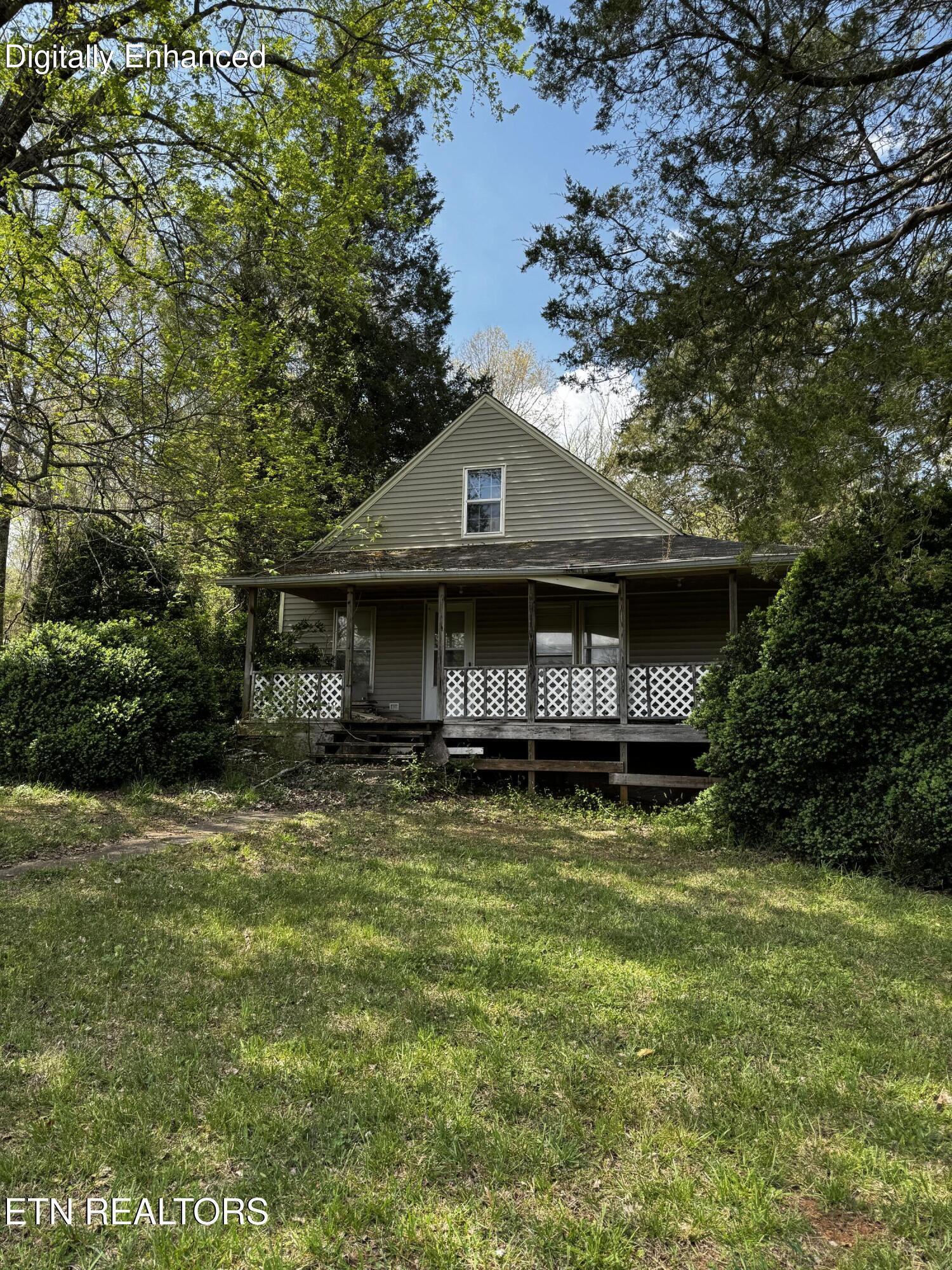 Stinnett Rd Front JPG