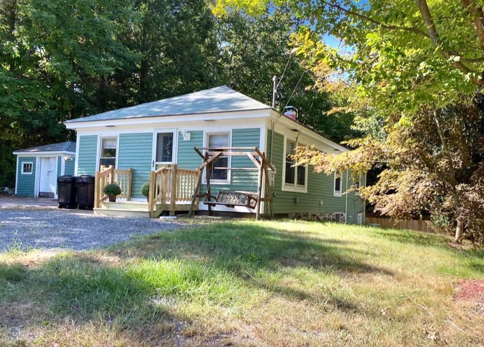 135 Oak Street Springvale, ME 04083 - Photo 2 of 19 side