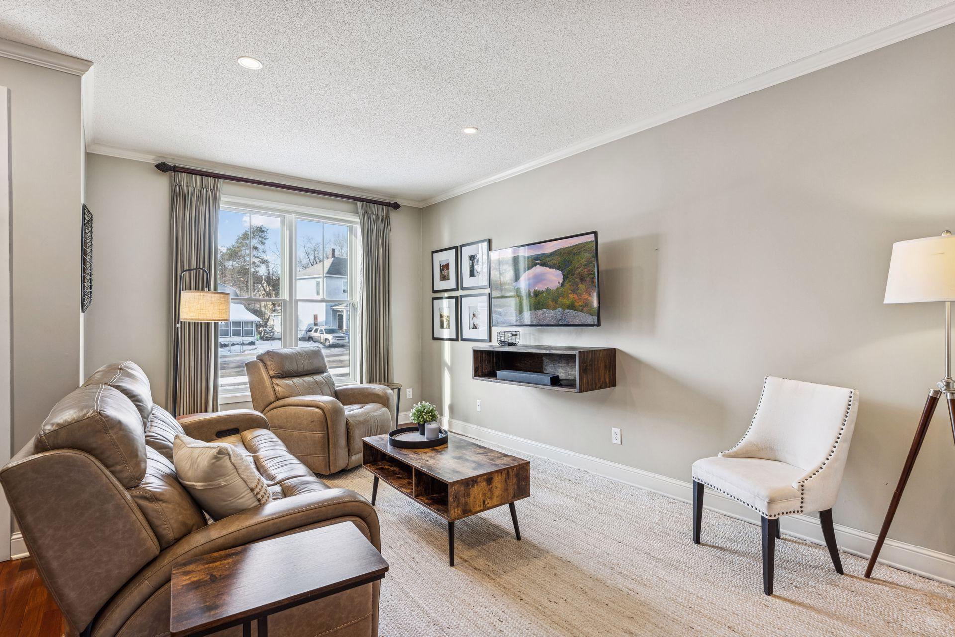 582 Payne Avenue St. Paul, MN 55130 - Photo 4 of 41