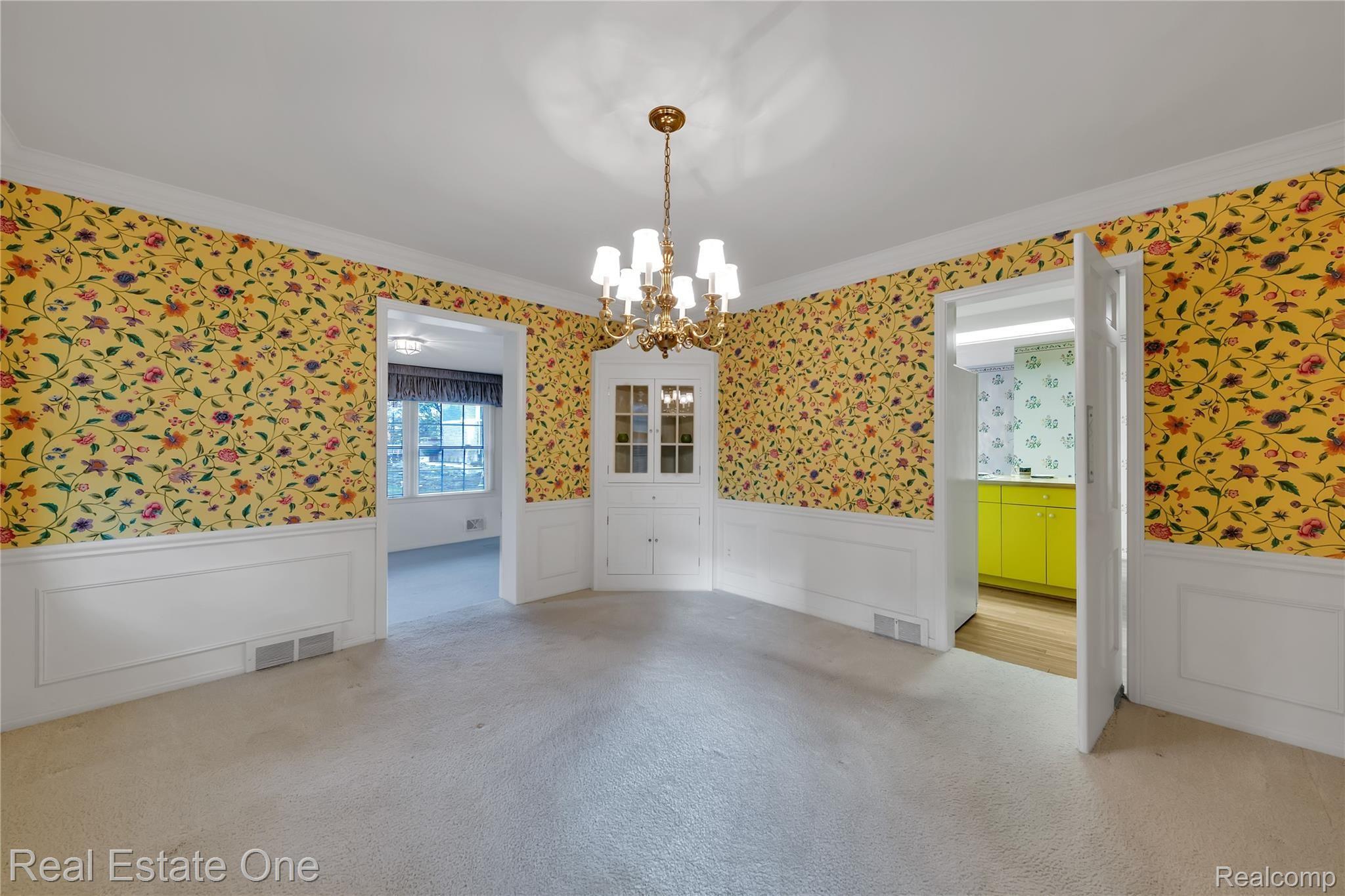 843 Tottenham Road Birmingham, MI 48009 - Photo 10 of 33 843 Tottenham - HD Drone Photography -14.jpg