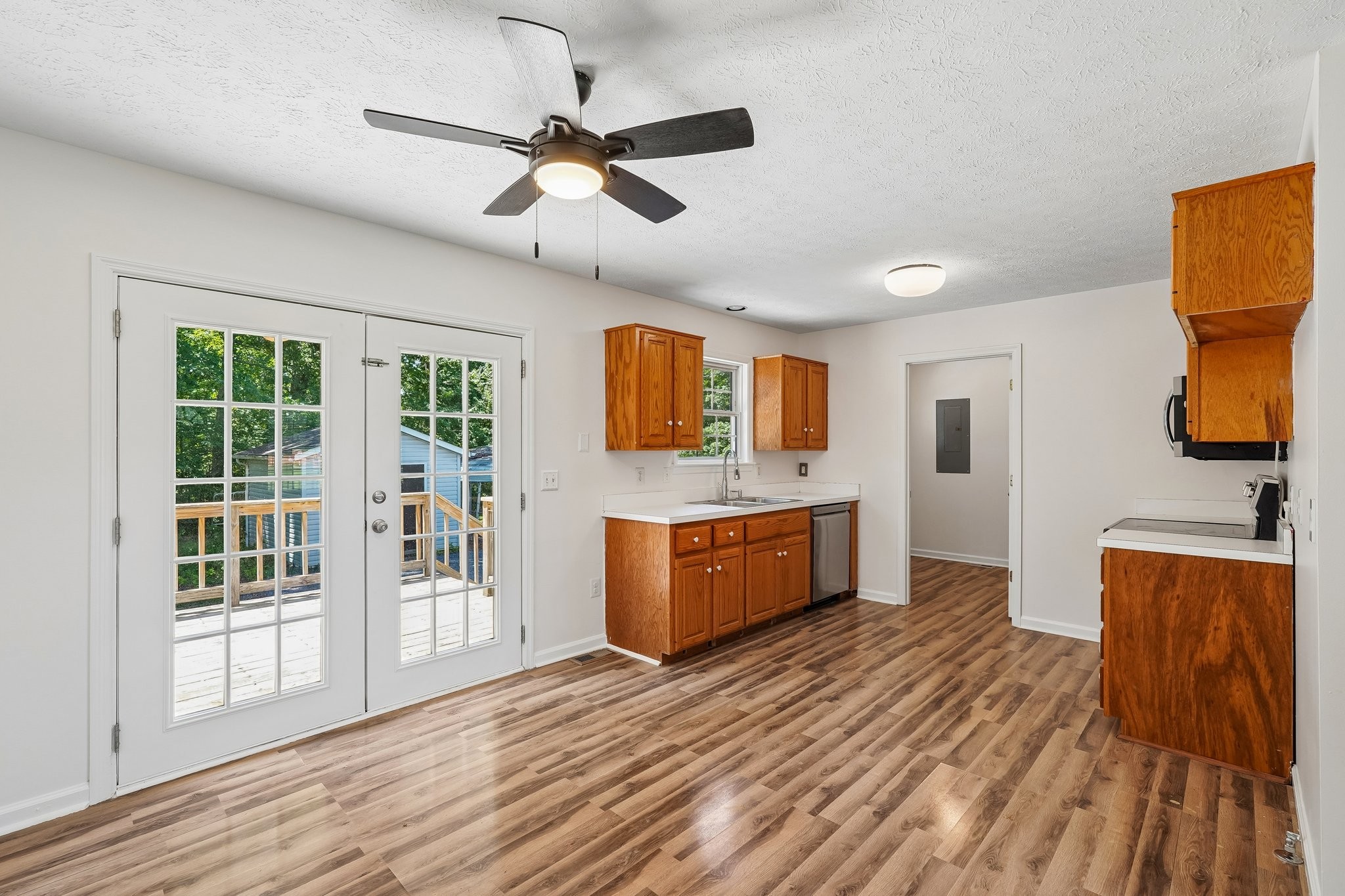 4273 Sycamore Road Greenbrier, TN 37073 - Photo 9 of 25
