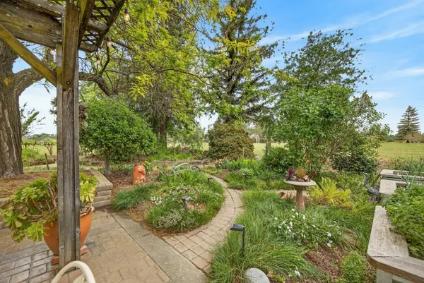 $1,550,000 | 35670 Yellowstone Avenue, Davis, CA 95616