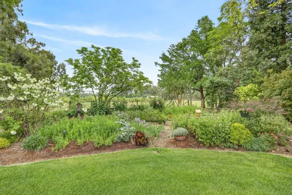 $1,550,000 | 35670 Yellowstone Avenue, Davis, CA 95616