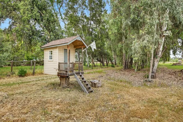 $1,550,000 | 35670 Yellowstone Avenue, Davis, CA 95616