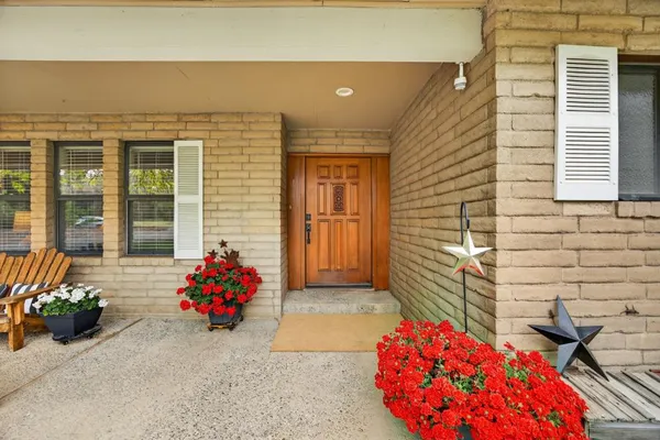 $1,550,000 | 35670 Yellowstone Avenue, Davis, CA 95616