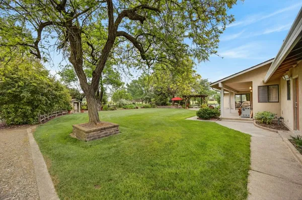 $1,550,000 | 35670 Yellowstone Avenue, Davis, CA 95616