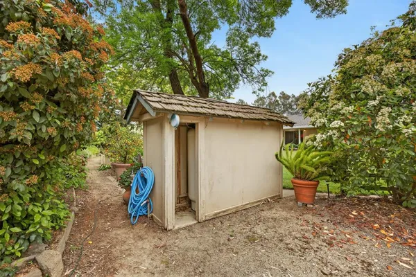 $1,550,000 | 35670 Yellowstone Avenue, Davis, CA 95616