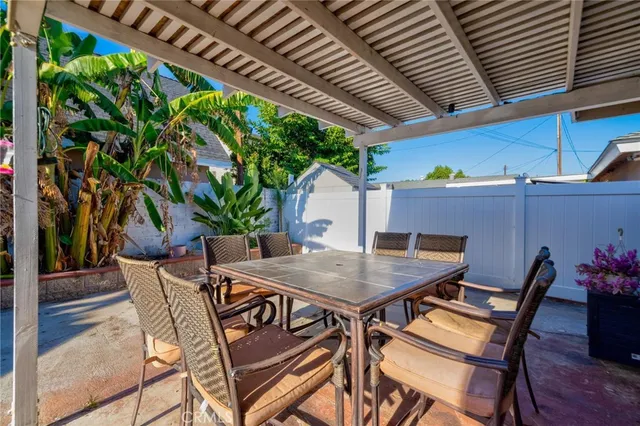 a view of outdoor space yard and patio