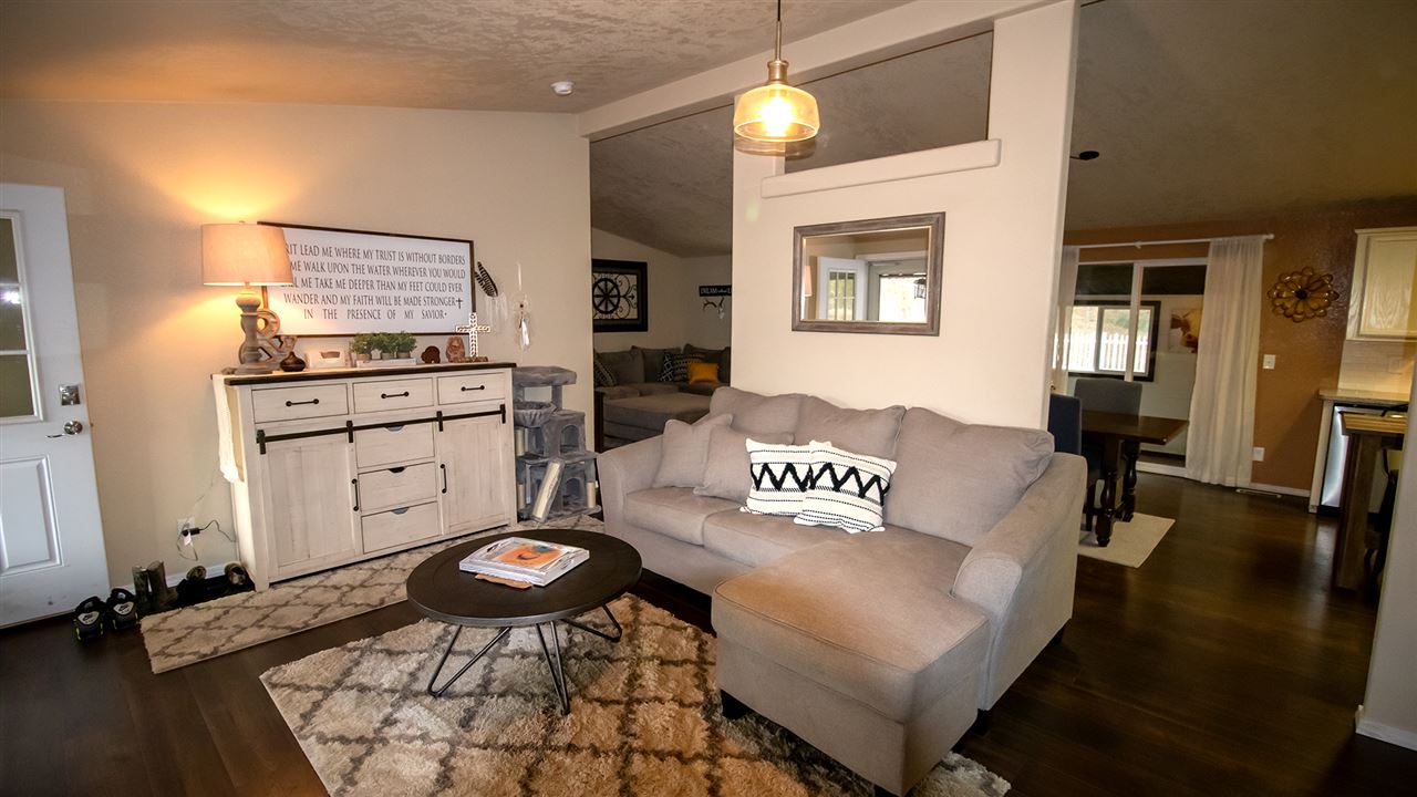 49240 Bull Run Road East Ford, WA 99013 - Photo 5 of 20 Gallery Image 5