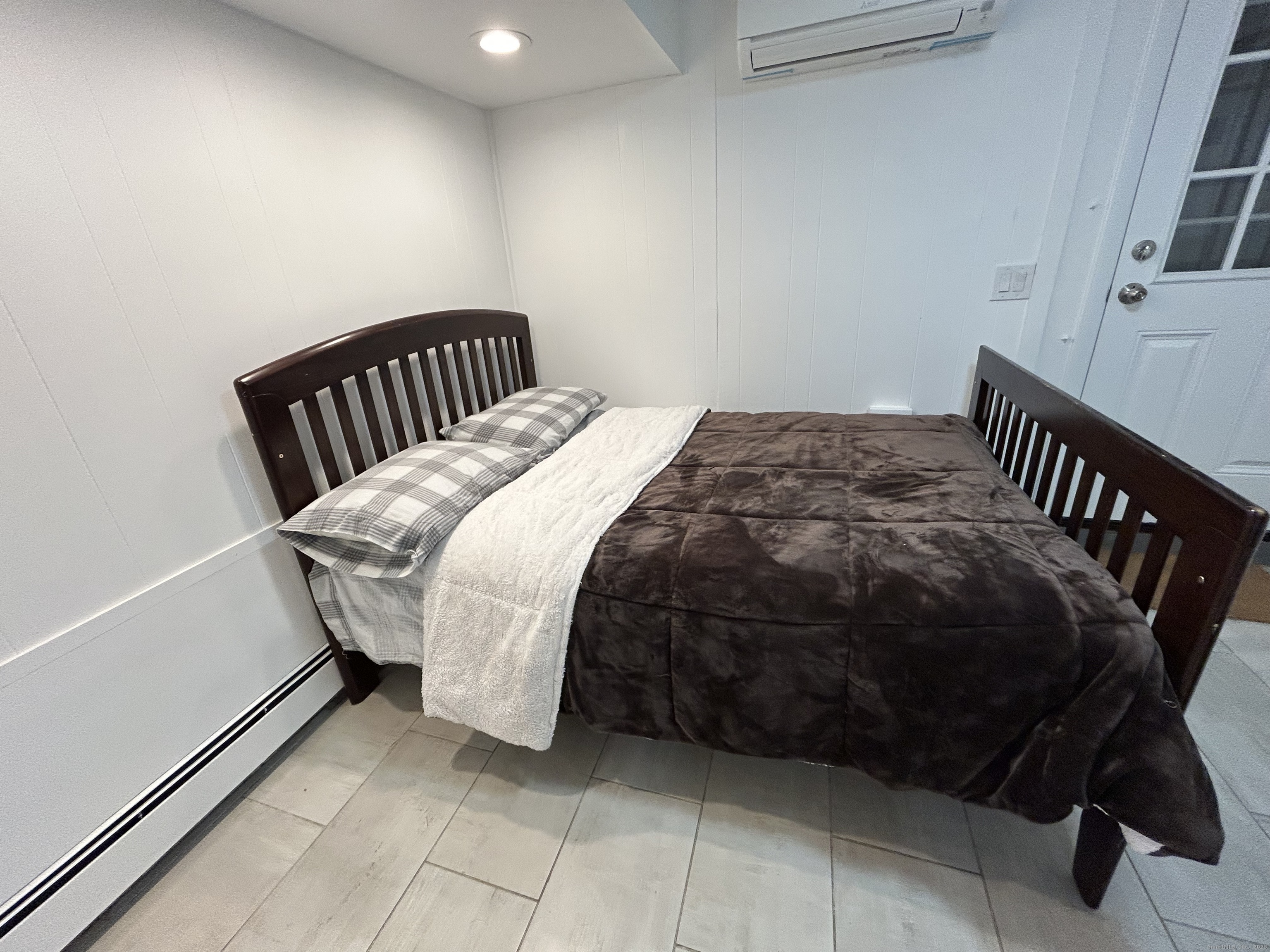 74 Lakeview Avenue New Canaan, CT 06840 - Photo 10 of 15