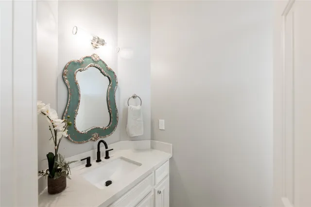 $1,350,000 | 81 The Oval Street, Sugar Land, TX 77479