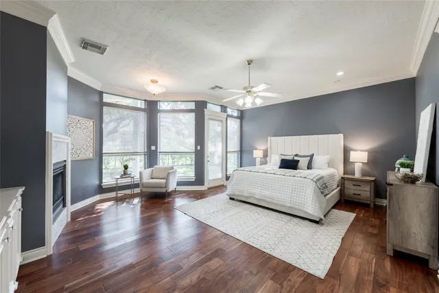 $1,350,000 | 81 The Oval Street, Sugar Land, TX 77479
