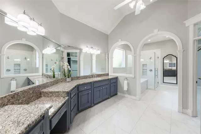 $1,350,000 | 81 The Oval Street, Sugar Land, TX 77479