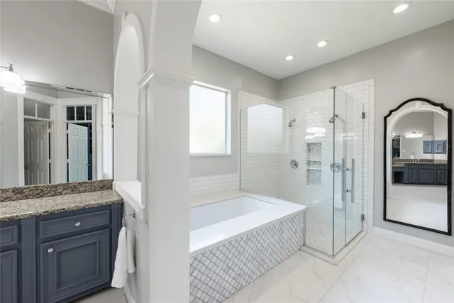 $1,350,000 | 81 The Oval Street, Sugar Land, TX 77479