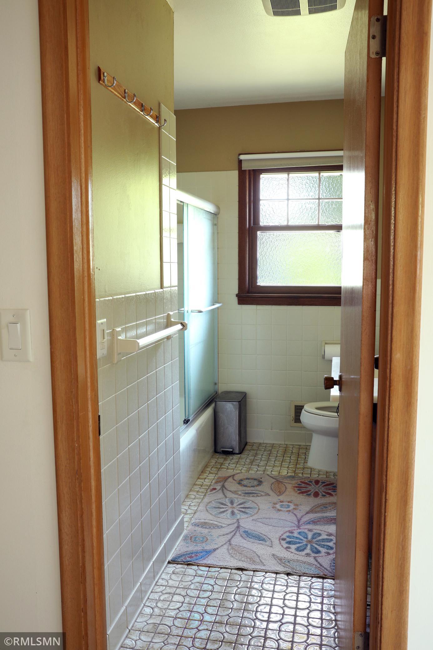 3000 O'Henry Road Brooklyn Center, MN 55429 - Photo 6 of 9