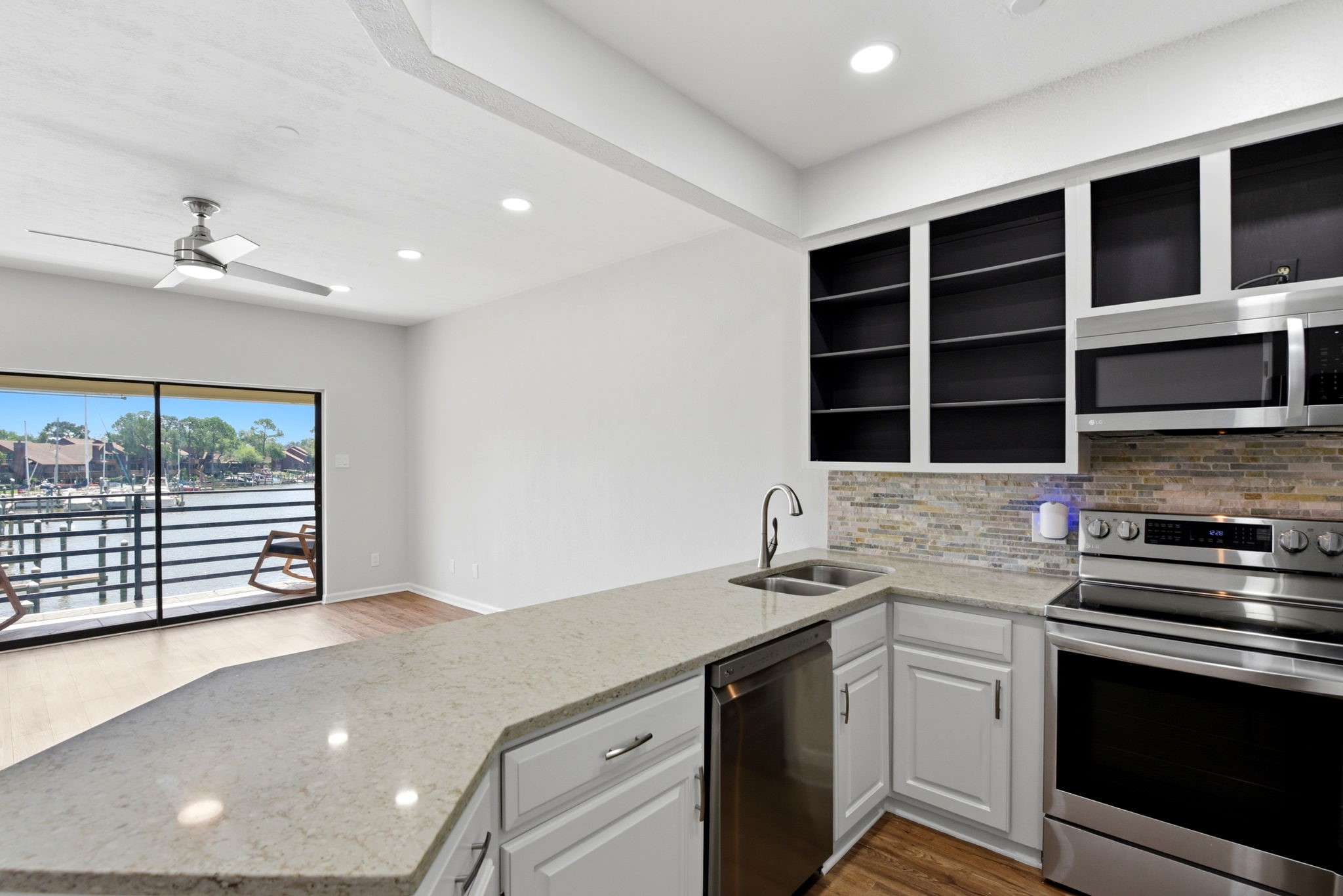 793 Davis Road, Unit 113 League City, TX 77573 - Photo 15 of 39