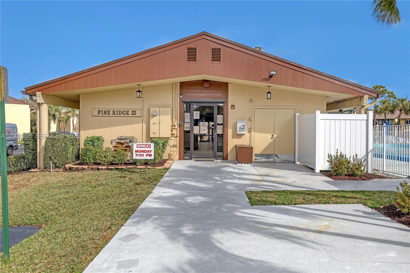 325 Pine Ridge Circle, Unit D1 Greenacres, FL 33463 - Photo 2 of 47