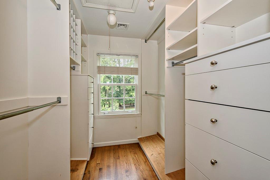 118 Field Club Road Pittsburgh, PA 15238 - Photo 20 of 25 Large walk in closet part of the 2nd bedroom