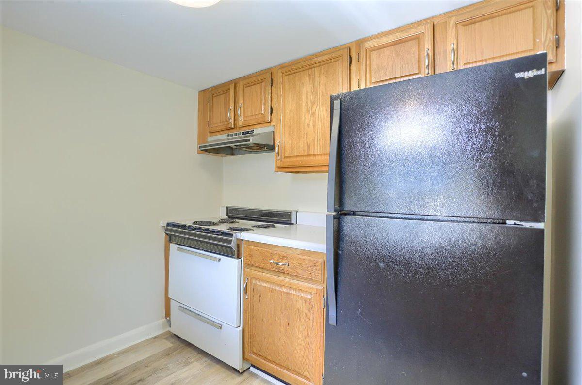 1027 Yocumtown Road Etters, PA 17319 - Photo 28 of 52 Unit 2 Kitchen