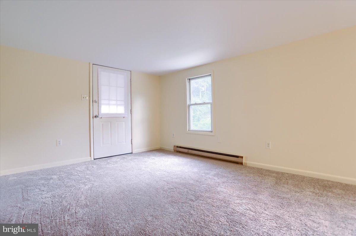 1027 Yocumtown Road Etters, PA 17319 - Photo 38 of 52 Unit 2 Living Room