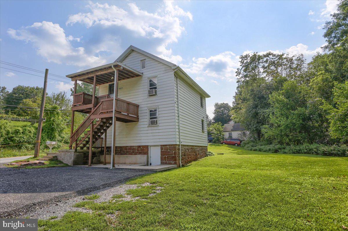 1027 Yocumtown Road Etters, PA 17319 - Photo 46 of 52 Side