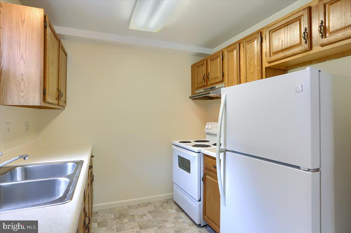 1027 Yocumtown Road Etters, PA 17319 - Photo 8 of 52 Unit 1 Kitchen