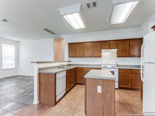 $1,895 | 117 Silent Country, Cibolo, TX 78108
