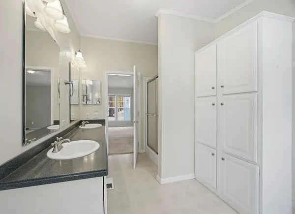 $379,900 | 402 Blueberry Circle, Middleboro, MA 02346