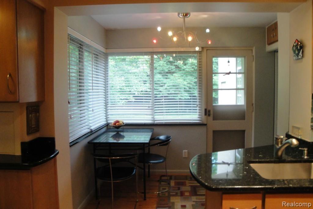 1119 Harvard Road Grosse Pointe, MI 48230 - Photo 19 of 66 Harvard 1119 044.jpg