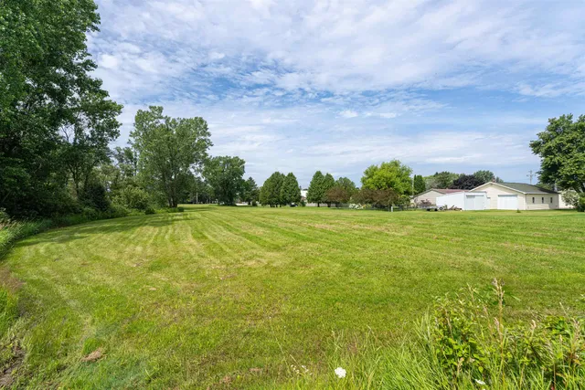 $100,000 | East Menasha Avenue, Unit 35, Whitelaw, WI 54247