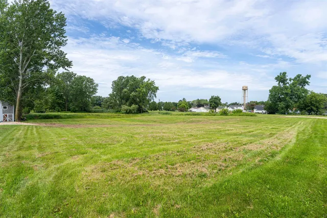 $100,000 | East Menasha Avenue, Unit 35, Whitelaw, WI 54247