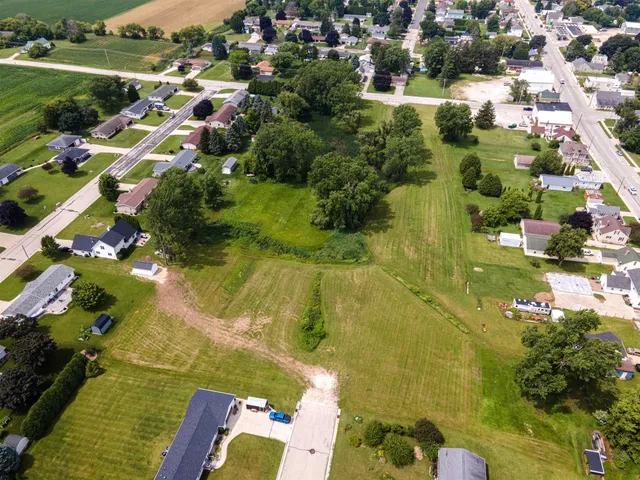 $100,000 | East Menasha Avenue, Unit 35, Whitelaw, WI 54247