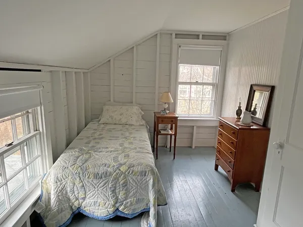 $1,850 | 26 Antassawamock Road, Unit SUMMER, Mattapoisett, MA 02739